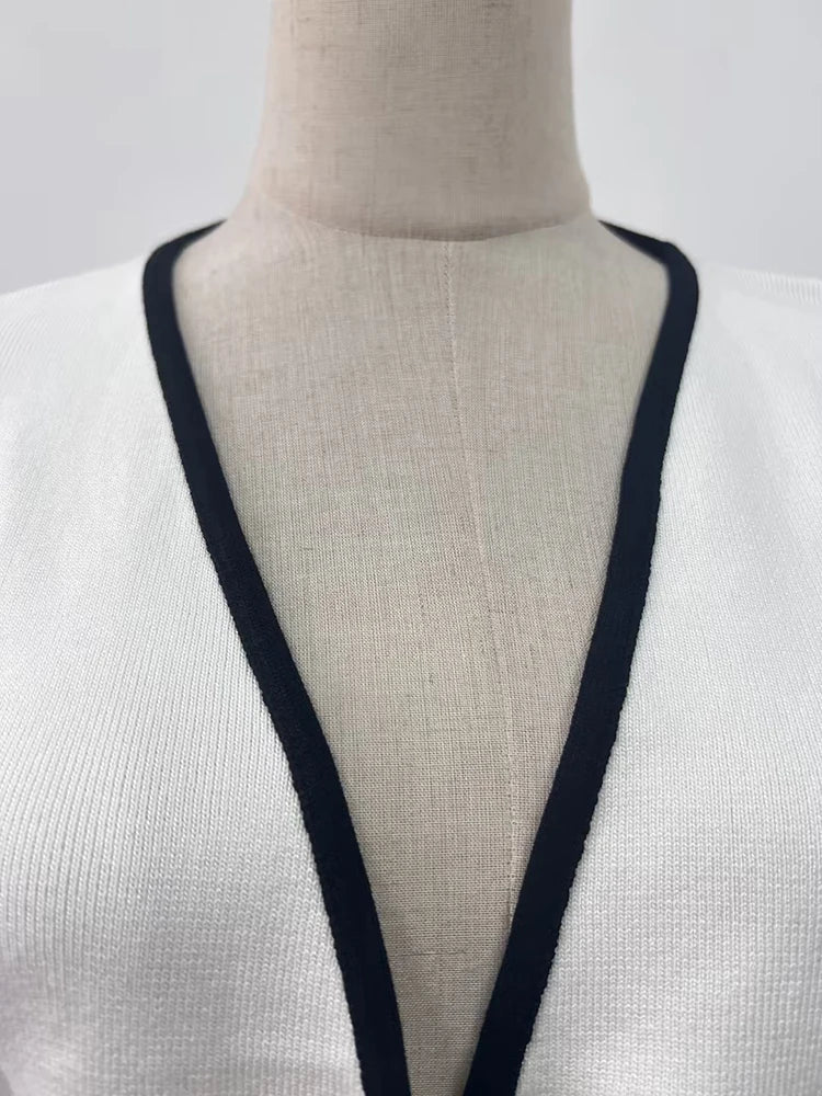 "The Lineage" Contrast-Trim Knitted Top